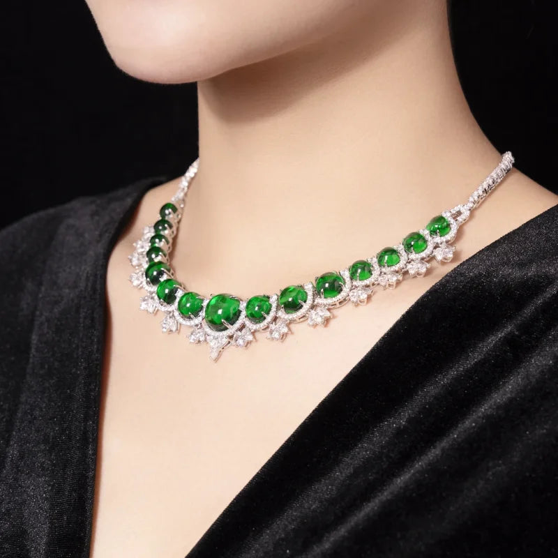 Collar Reina Esmeralda
