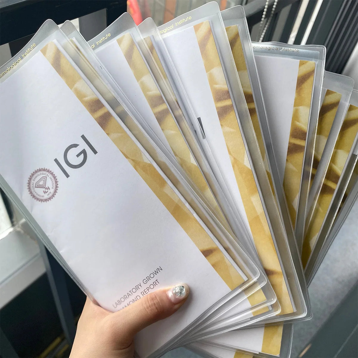 Anillo de boda clásico Dae Vonca 9K/14K/18K oro amarillo 0,5-3,0 quilates de corte redondo con diamante de laboratorio Snowdrift para mujer