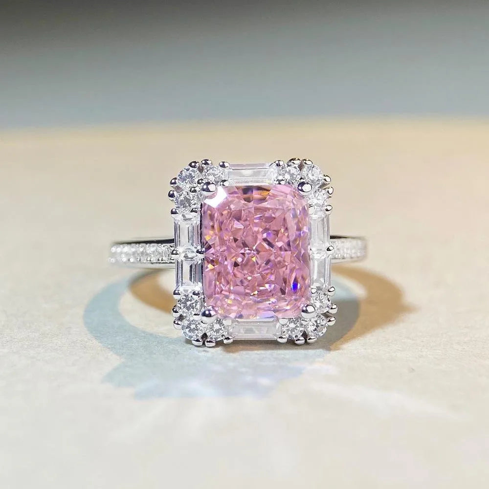 Anillo de compromiso de Platino con moissanita personalizable
