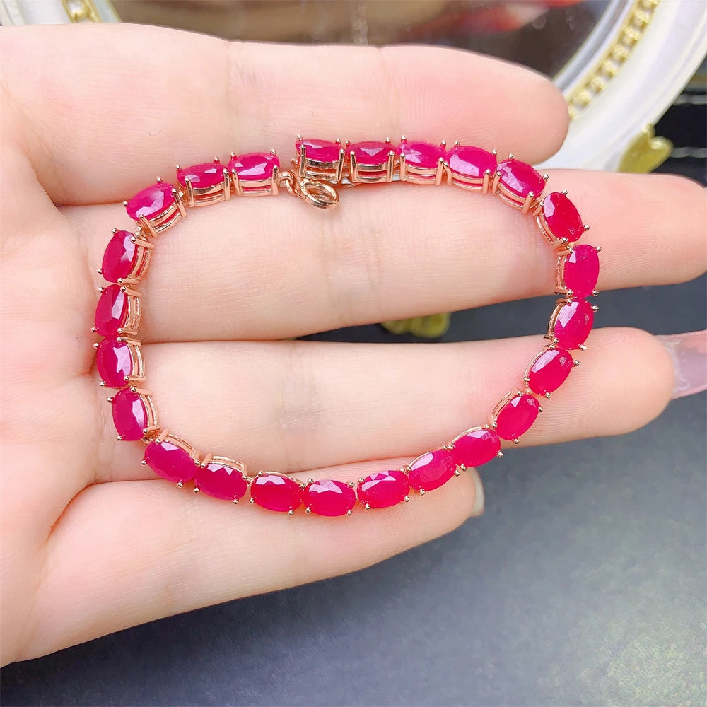 Pulsera con rubí natural