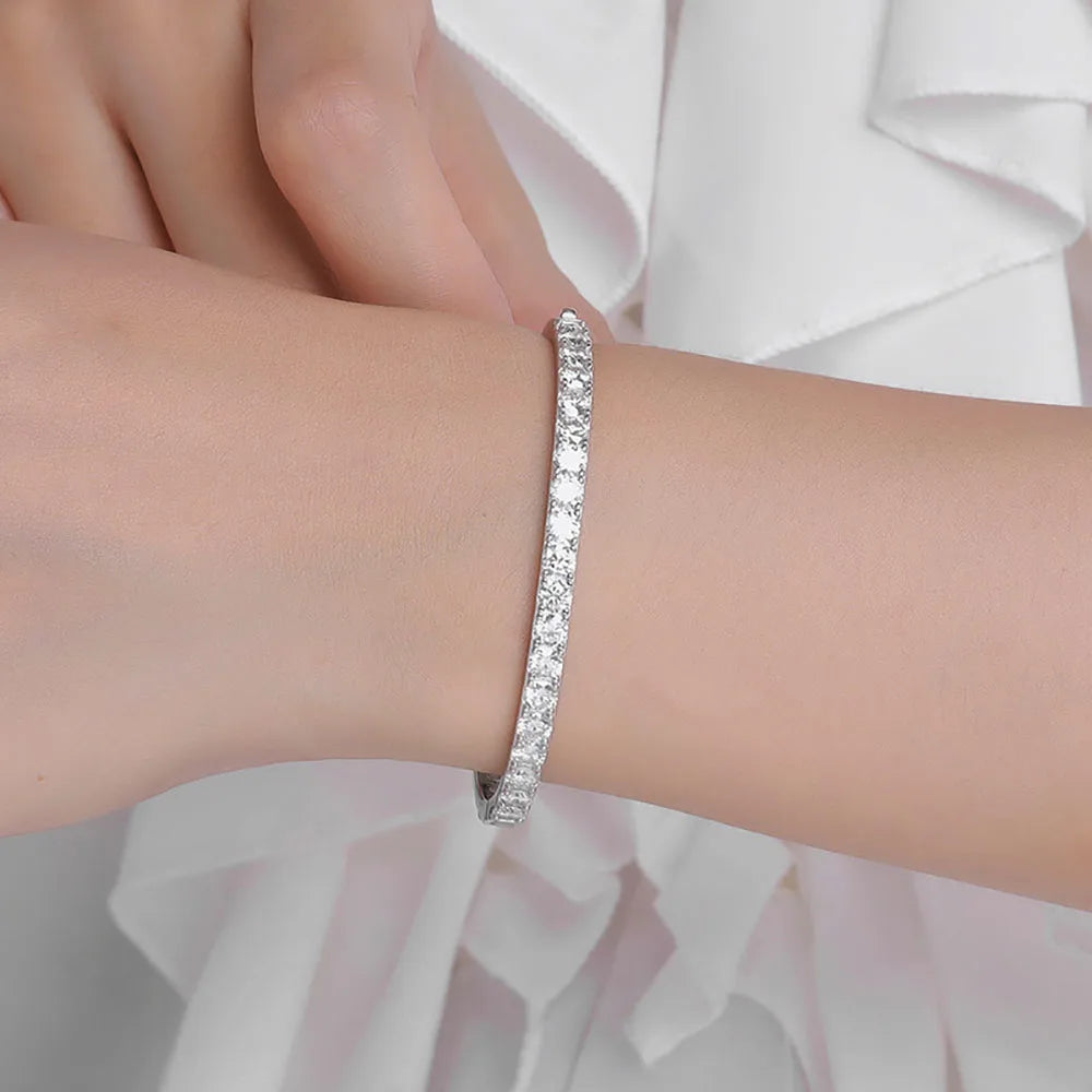 Pulsera love no.2 de moissanita personalizable