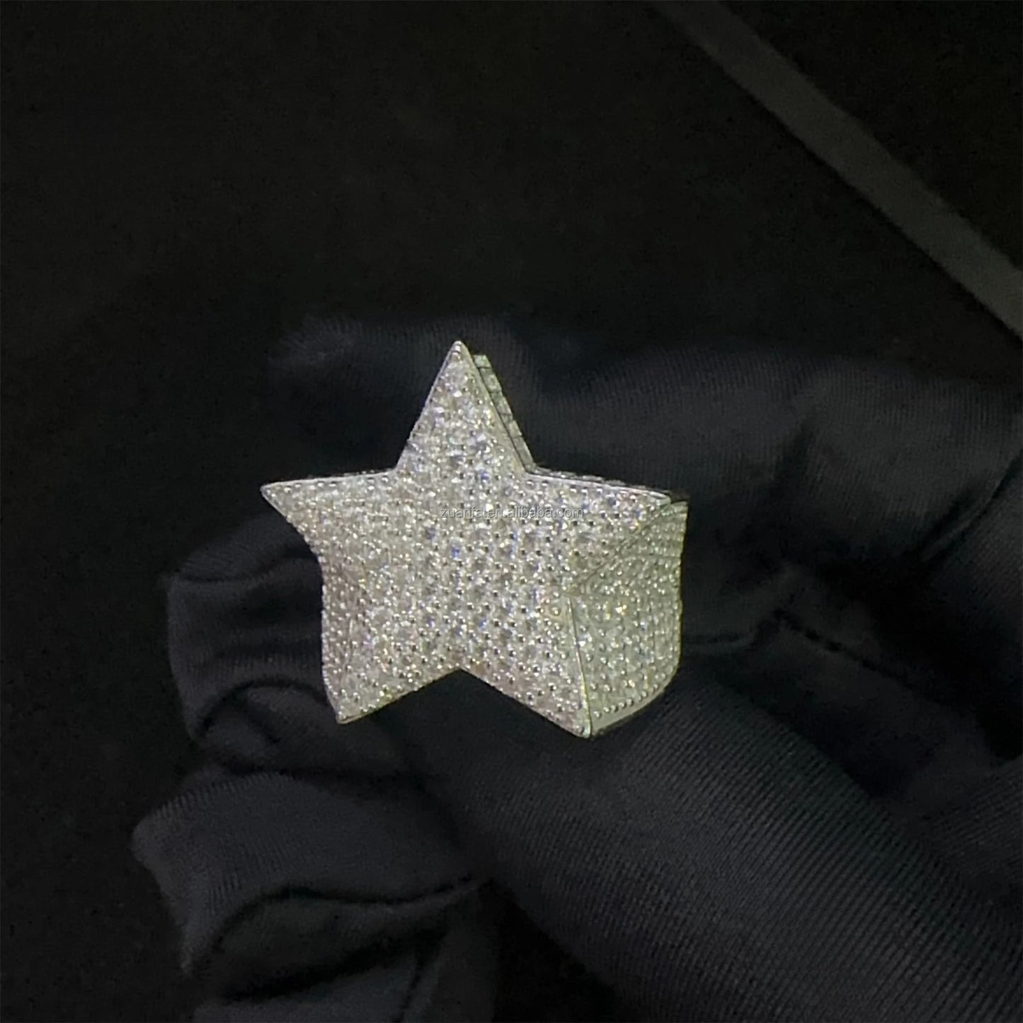 Anillo ice out estrella de moissanita vvs