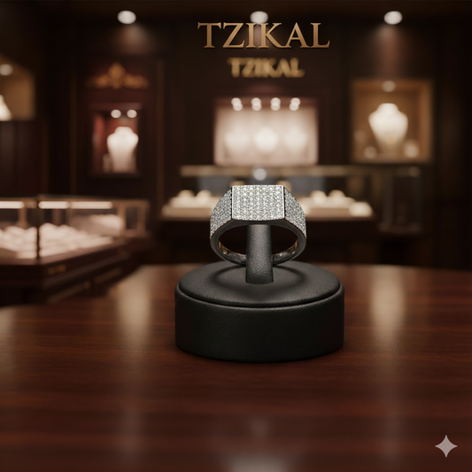 Anillo de moissanita auténtica chapado en oro blanco. 