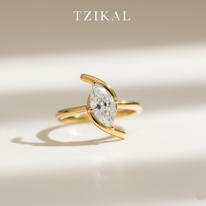 Anillo de Compromiso solitario marquesa 1/2 ct