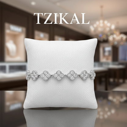 Pulsera de tenis de moissanita de 2 mm de trébol de cuatro hojas