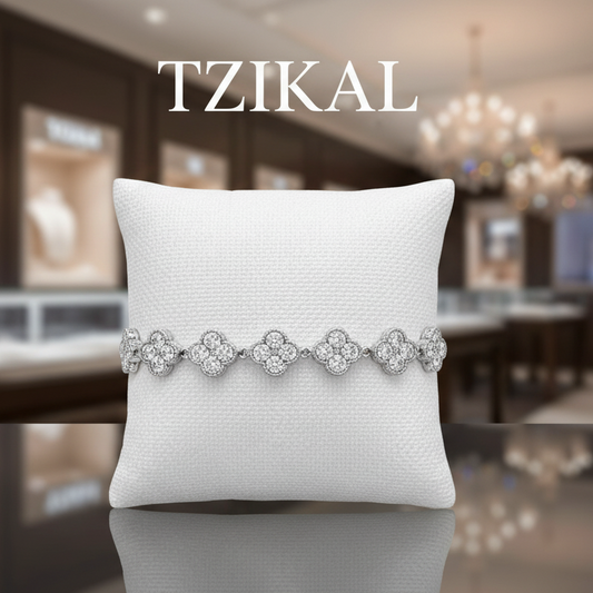 Pulsera de tenis de moissanita de 2 mm de trébol de cuatro hojas