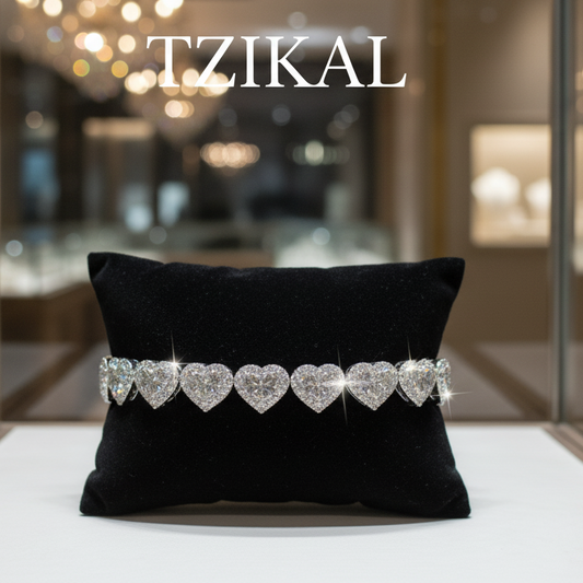 Pulsera con diseño de corazón con diamantes de moissanita VVS