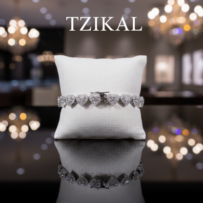 Cadena de moissanita diseño de corazón brillante.