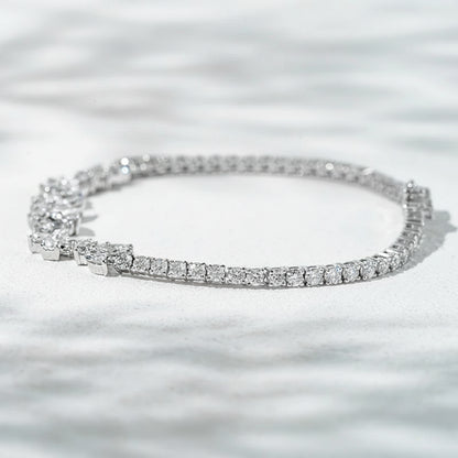 Pulsera de oro blanco de 18 quilates con diamantes cultivados en laboratorio, color DEF, claridad VS, talla marquesa.