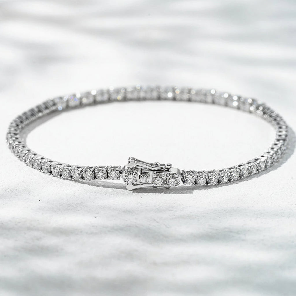 Pulsera de oro blanco de 18 quilates con diamantes cultivados en laboratorio, color DEF, claridad VS, talla marquesa.