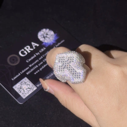 Anillo cruz grande de moissanita baguette