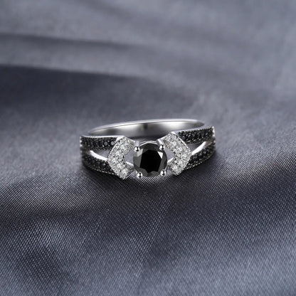 Anillo de plata de ley y espinela natural