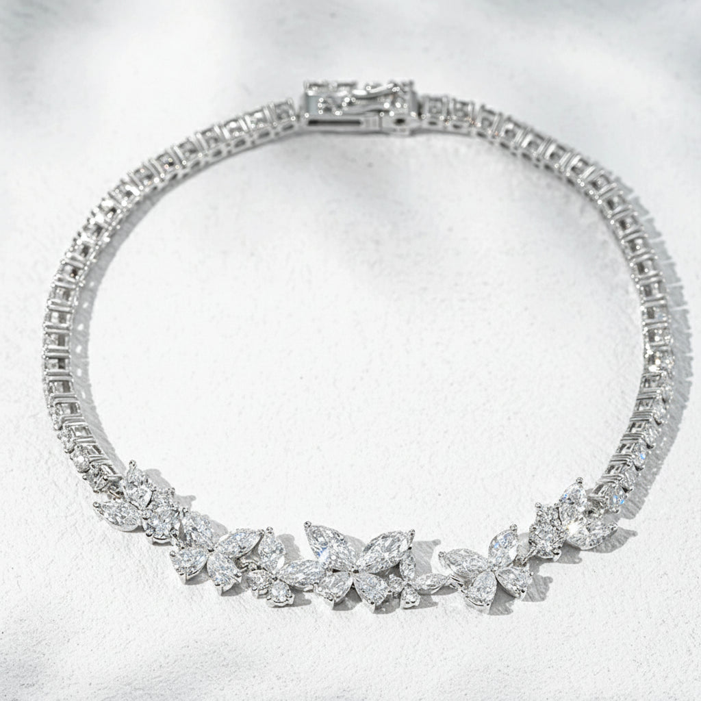 Pulsera de oro blanco de 18 quilates con diamantes cultivados en laboratorio, color DEF, claridad VS, talla marquesa.