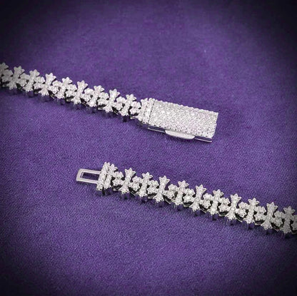 Cadena cubana de eslabones cruzados de 8 mm con moissanita VVS