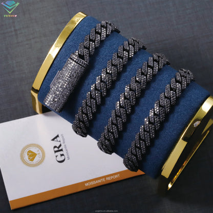 Cadena cubana de 10mm con moissanita negra