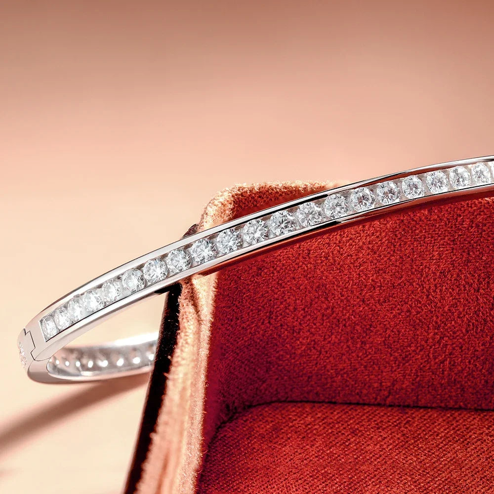 Pulsera love de moissanita 2.5mm
