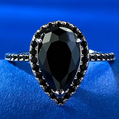 Anillo de compromiso de circón negro