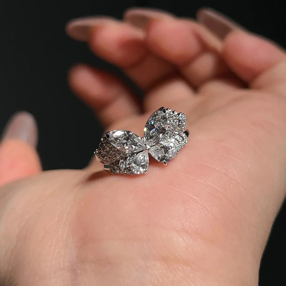 Anillo de compromiso de plata de ley 925 y circonita
