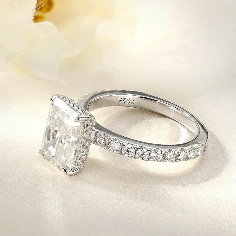 Anillos de compromiso corte Esmeralda/Radiante 4CT