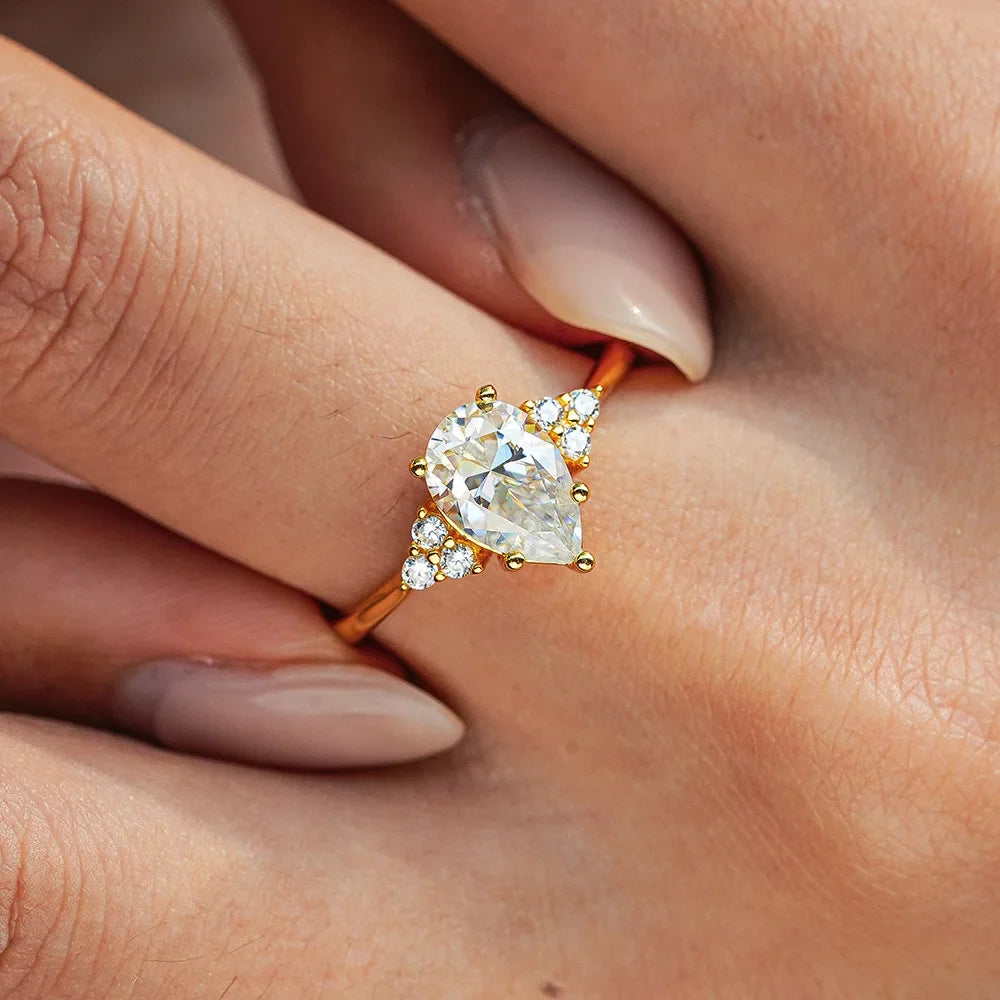 Anillo de Compromiso, Corte pera 1ct