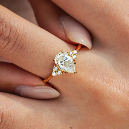 Anillo de Compromiso, Corte pera 1ct