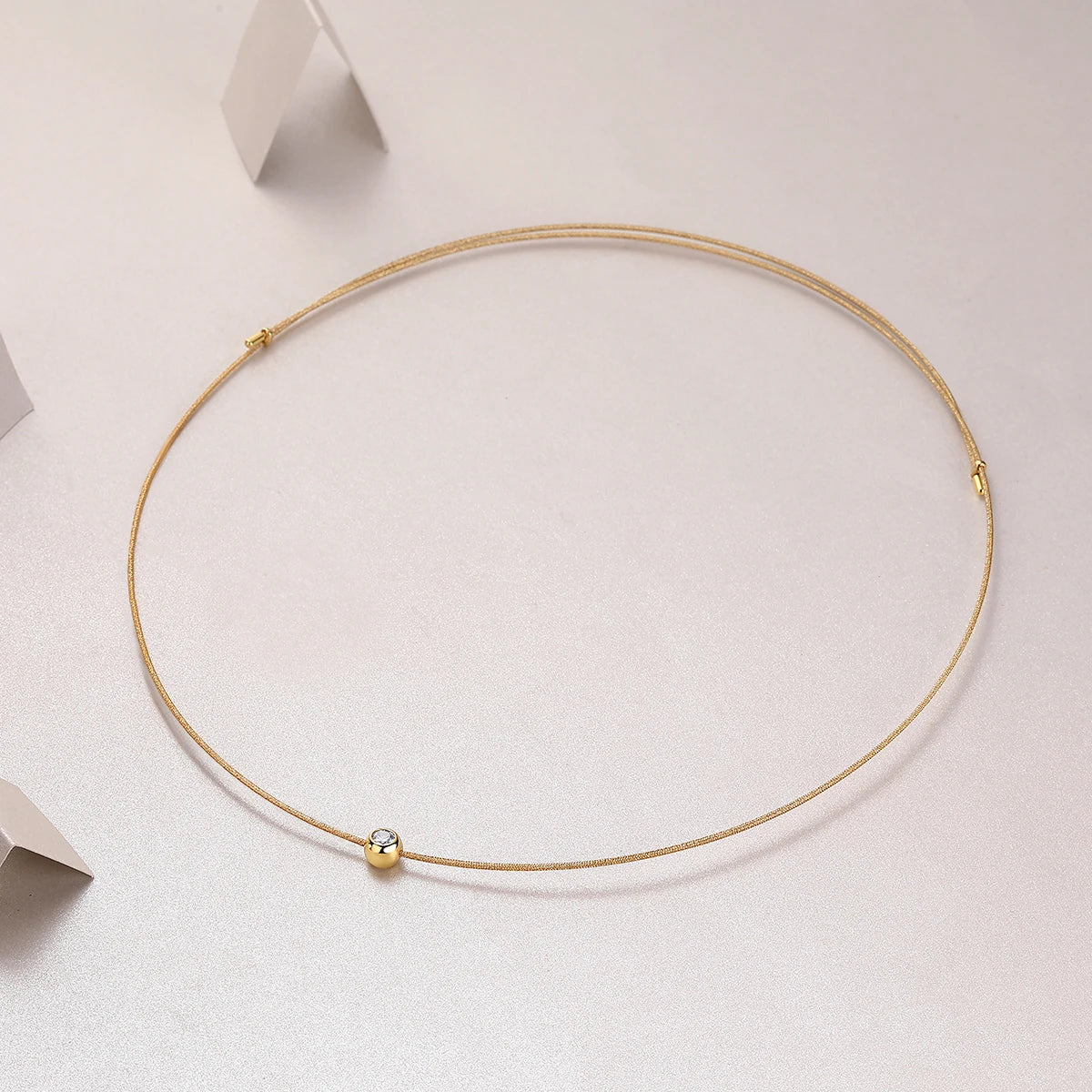 Gargantilla de plata 925 chapado en oro de 18k con moissanita