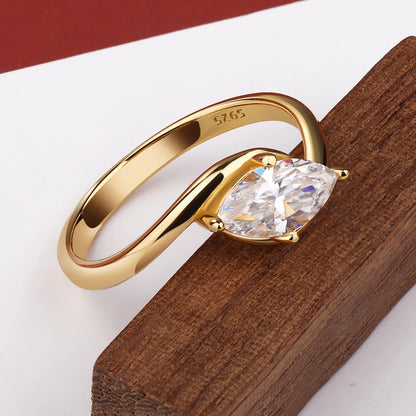 Anillo de Compromiso solitario marquesa 1/2 ct