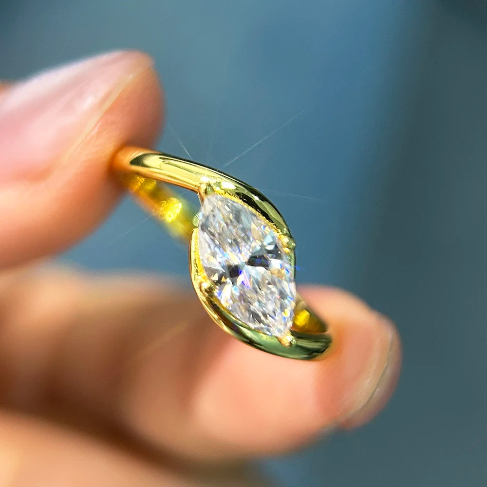 Anillo de Compromiso solitario marquesa 1/2 ct