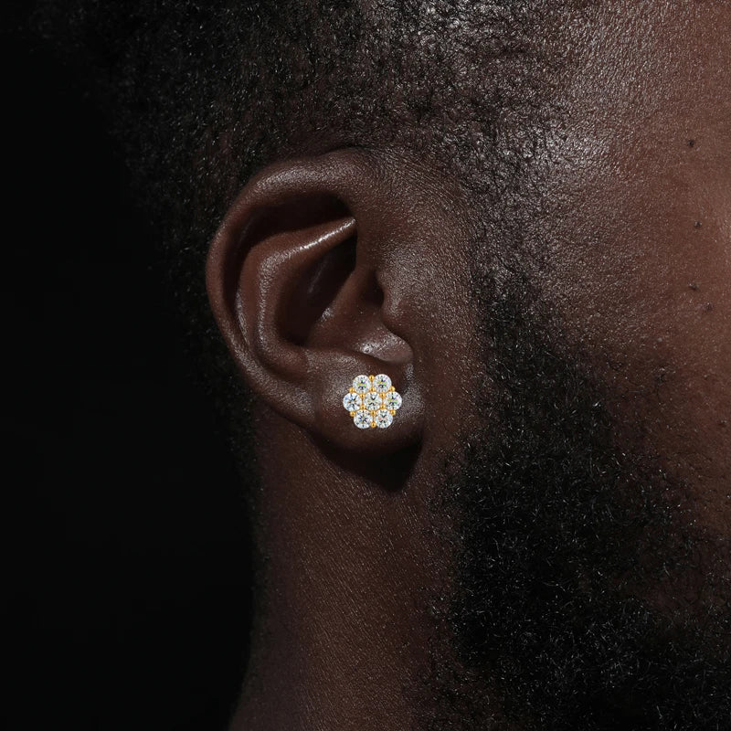 Aretes de moissanita diseño floral de 6 diamantes