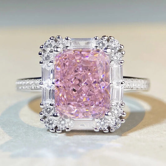 Anillo de compromiso de Platino con moissanita personalizable