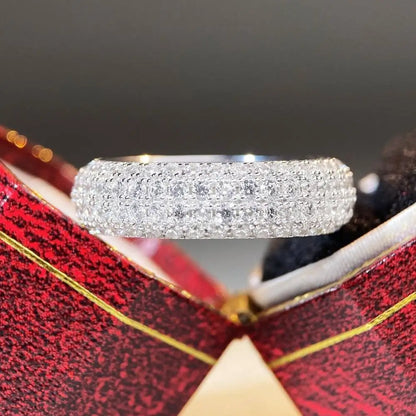 Anillo Ice Out de moissanita