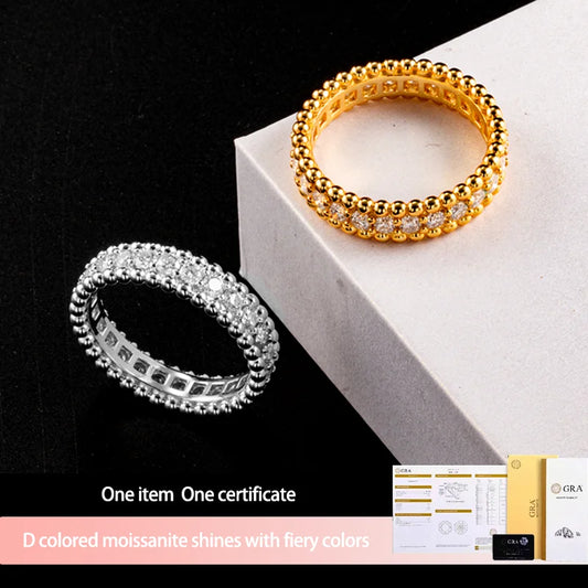 Anillo de plata con moissanita