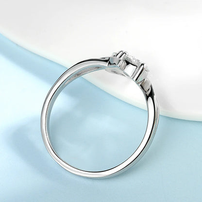 Anillo de promesa de moissanita 1CTTW