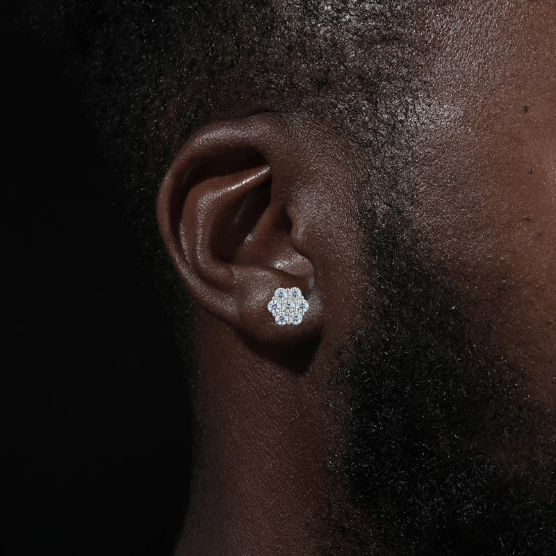 Aretes de moissanita diseño floral de 6 diamantes