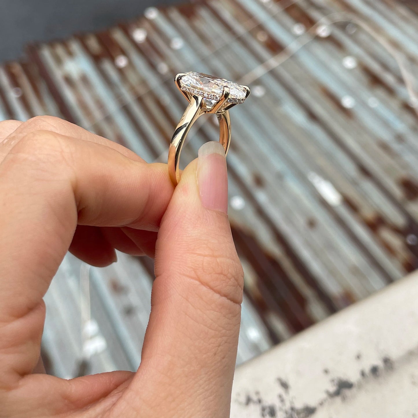 Anillo de compromiso de oro amarillo de 14k con ajuste de punta de piedra principal de 7 quilates con diamante de corte ovalado cultivado en laboratorio para mujer, joyería fina, certificado IGI