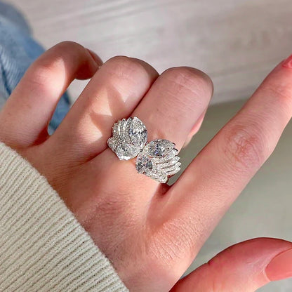 Anillo de compromiso de plata de ley 925 y circonita