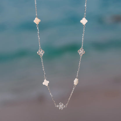 Gargantilla de plata S925 con diseño de trébol de cuatro hojas y hebra de conchas, estilo natural, regalo elegante para uso informal