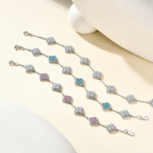 Pulsera de moissanita diseño de trébol