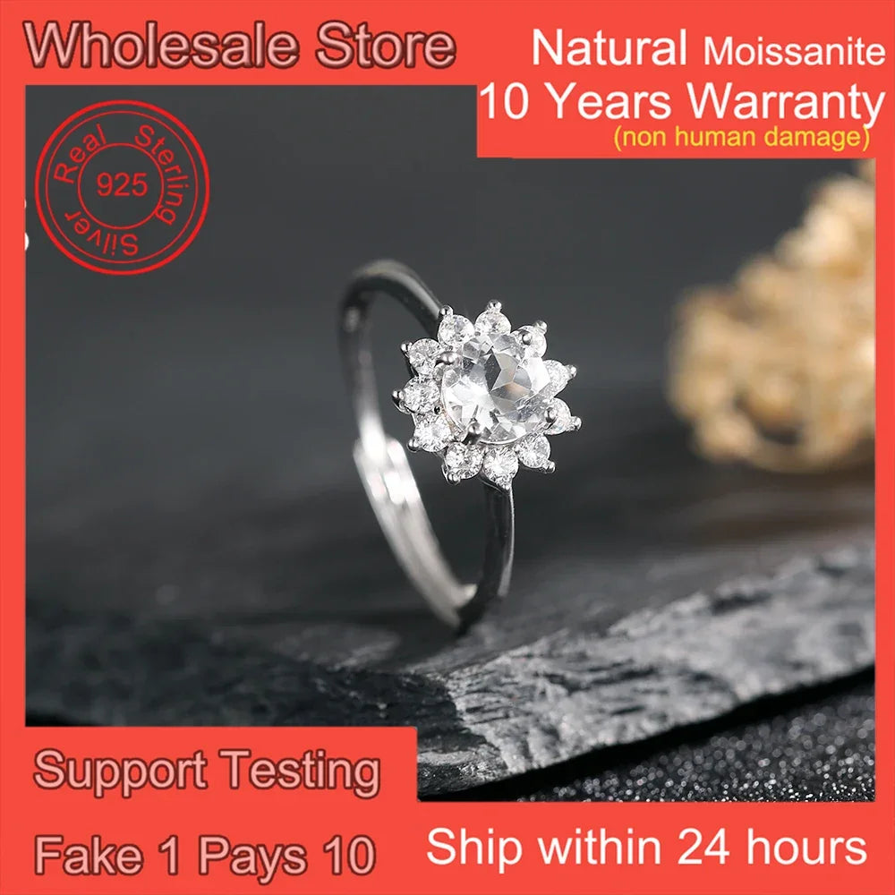 Anillo de moissanita floral