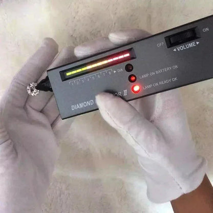 Anillo de diamante moissanita de cuatro garras de platino sólido de lujo PT950