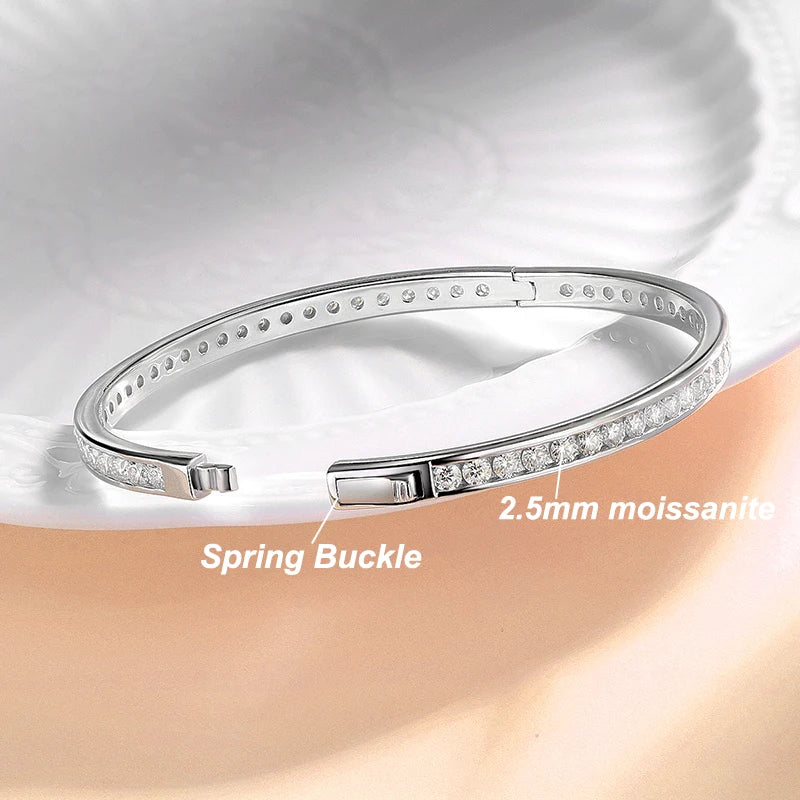 Pulsera love de moissanita 2.5mm