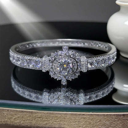 Pulsera para mujer de moissanita y circonita