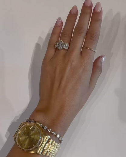 Anillo de Compromiso Oval Trilogy, 8ct