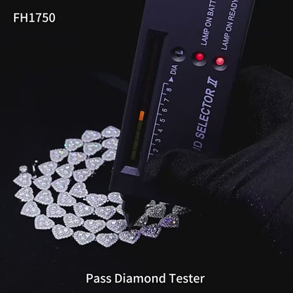 Cadena de moissanita diseño de corazón brillante.